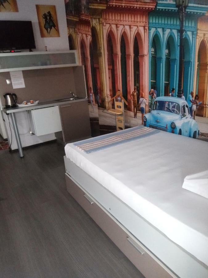 Самостоятелни студия Hotel Кърджали Екстериор снимка